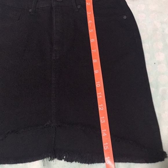🩷3 for $20🩷 Black denim skirt - Picture 8 of 11